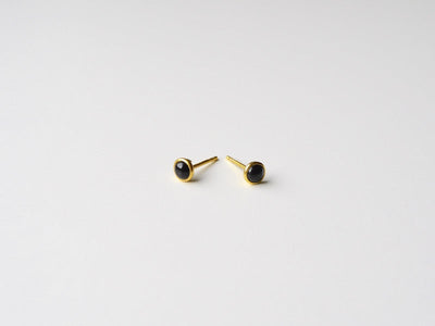 Tiny Gems: Black Onyx Ohrstecker | vergoldet, rosévergoldet, silber