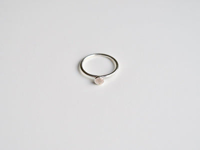 Tiny Gems: Rosenquarz Ring silber - Mia&Martha by Katja Schmalen