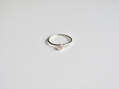Tiny Gems: Rosenquarz Ring silber - Mia&Martha by Katja Schmalen