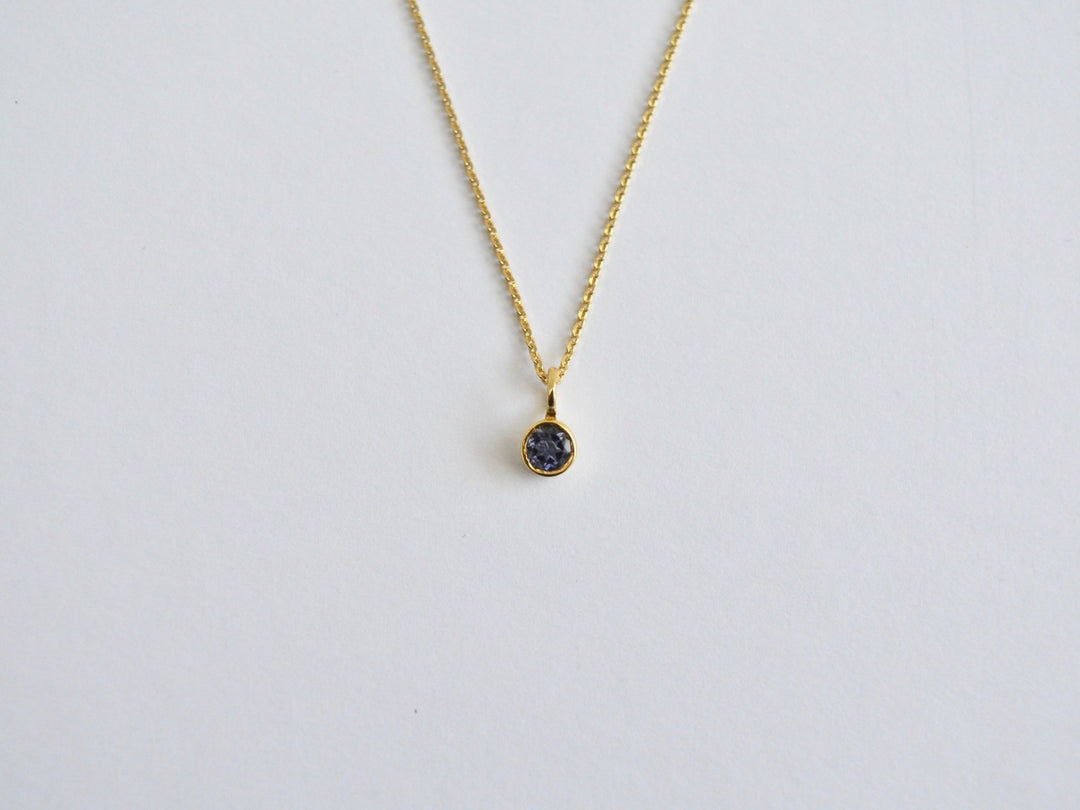 Tiny Gems: Tintenblaue Iolith Kette | vergoldet, rosévergoldet, silber