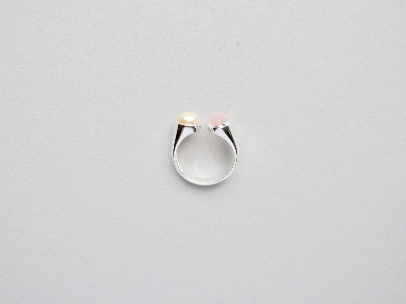 Unikat: Statement Ring mit Rosenquarz & Perle silber - Mia&Martha by Katja Schmalen