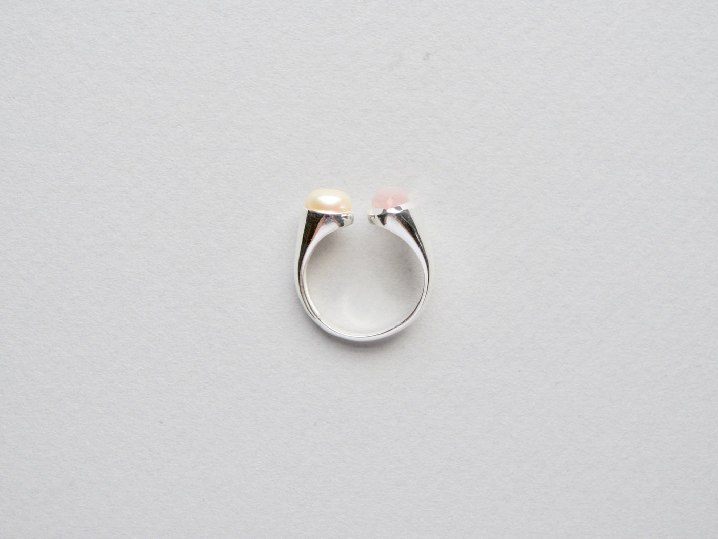 Unikat: Statement Ring mit Rosenquarz & Perle silber - Mia&Martha by Katja Schmalen