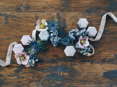 Velvet Love: Ringbox Dusty Blue aus Samt - Mia&Martha by Katja Schmalen