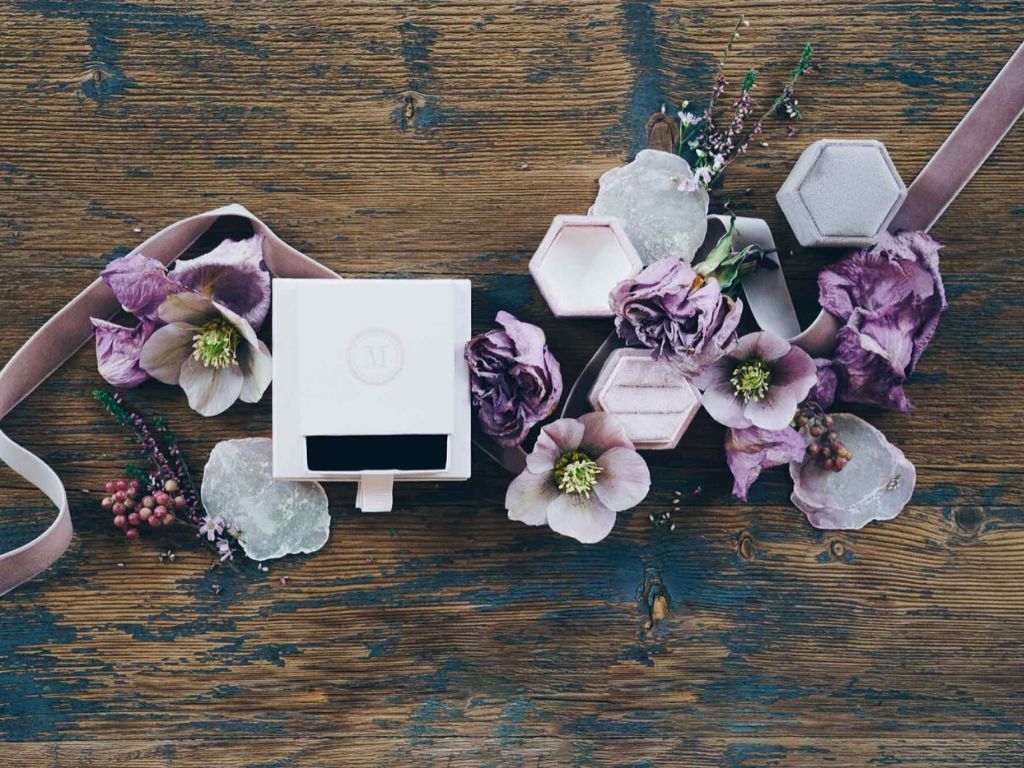Velvet Love: Ringbox Mauve aus Samt - Mia&Martha by Katja Schmalen
