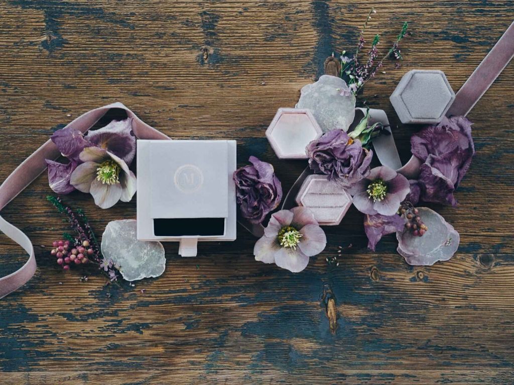 Velvet Love: Ringbox Mink aus Samt - Mia&Martha by Katja Schmalen