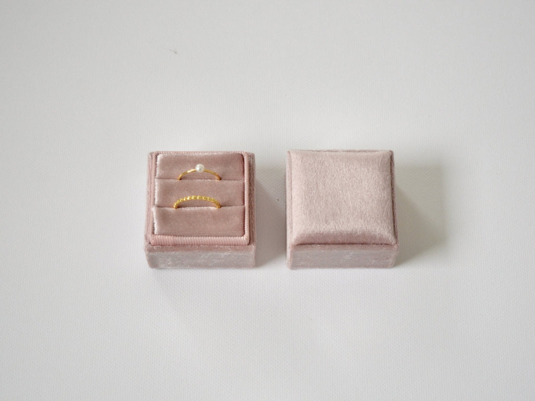 Velvet Love: Ringbox Square aus Samt - Farbe Powder Rose