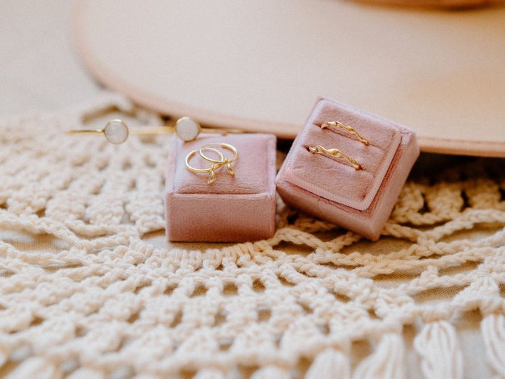 Velvet Love: Ringbox Square aus Samt - verschiedene Farben - Mia&Martha by Katja Schmalen