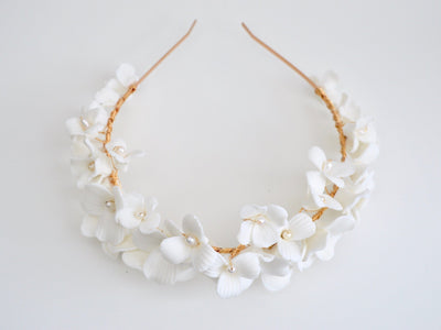 Violette: Opulente Crown mit Blüten und Perlen| Farbe gold oder silber