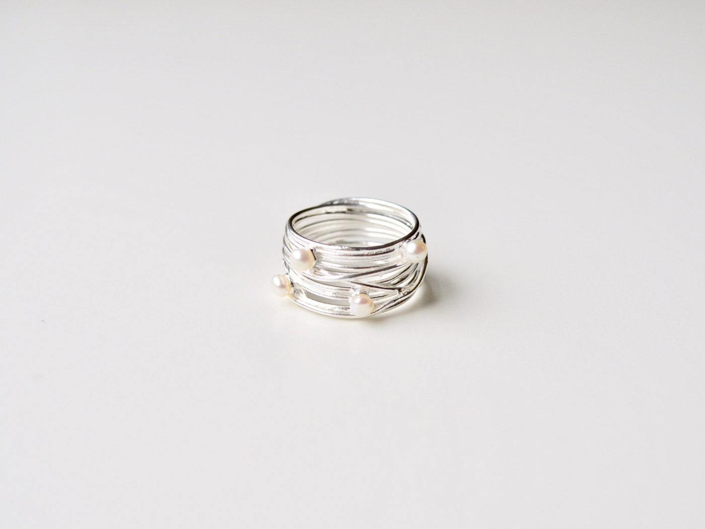 Wire & Pearls: Statement Perlen Ring silber - Mia&Martha by Katja Schmalen